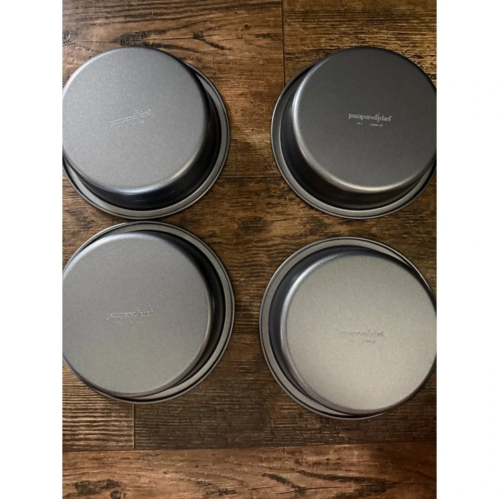 Pampered Chef Layer Cake Pan Set 4 Round Baking Pans Nonstick - Picture 8 of 8